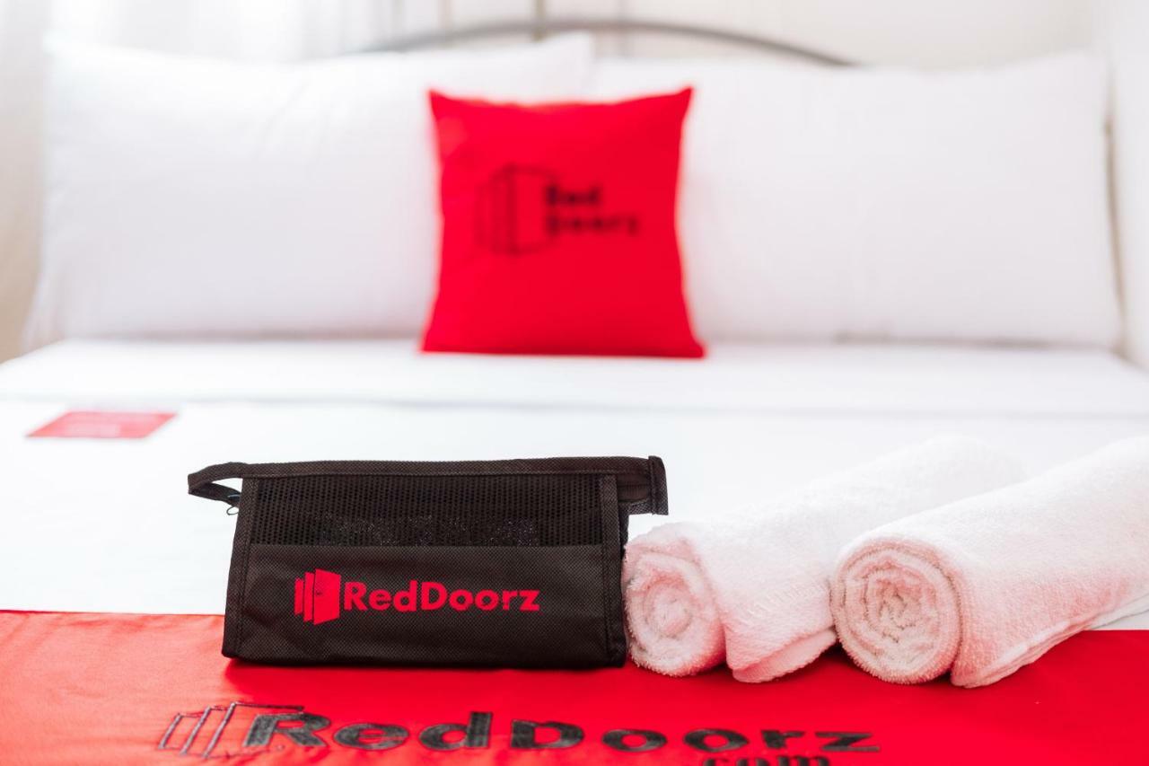 Reddoorz Premium @ Amaia Skies Avenida مانيلا المظهر الخارجي الصورة